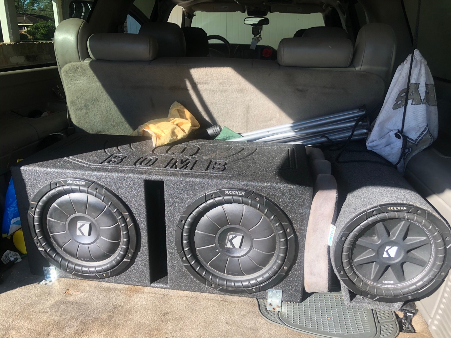 Customer Reviews: Kicker CompVR 07CVR124 12