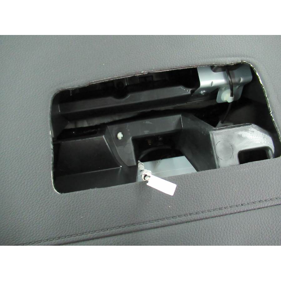 2021 Honda Pilot Touring/Elite Center dash speaker removed