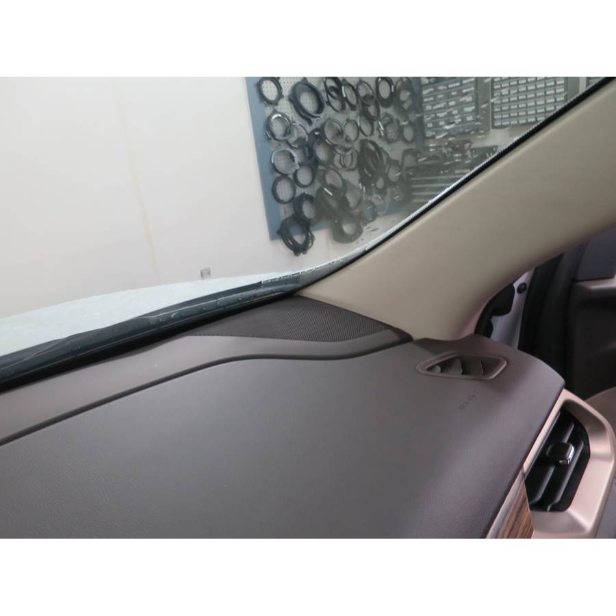 2021 GMC Acadia Dash speaker location