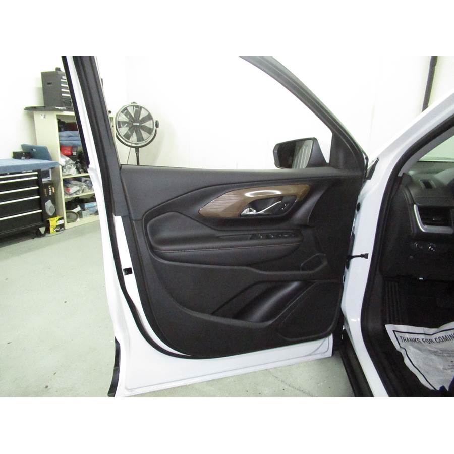 2024 GMC Terrain Front door speaker location
