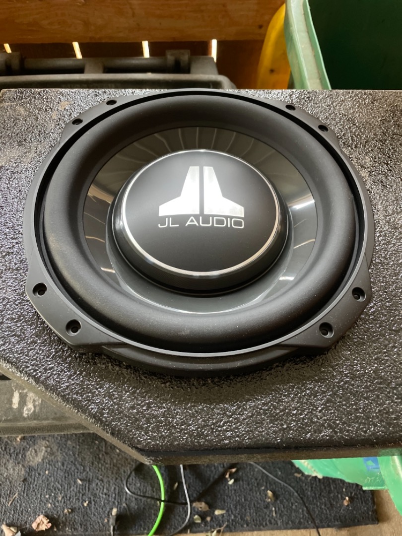 Customer Reviews Jl Audio 10tw3 D4 Shallow Mount 10 Subwoofer With Dual 4 Ohm Voice Coils At Crutchfield