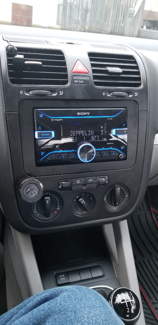 Customer Reviews: Sony DSX-B700 Digital media receiver — does not play