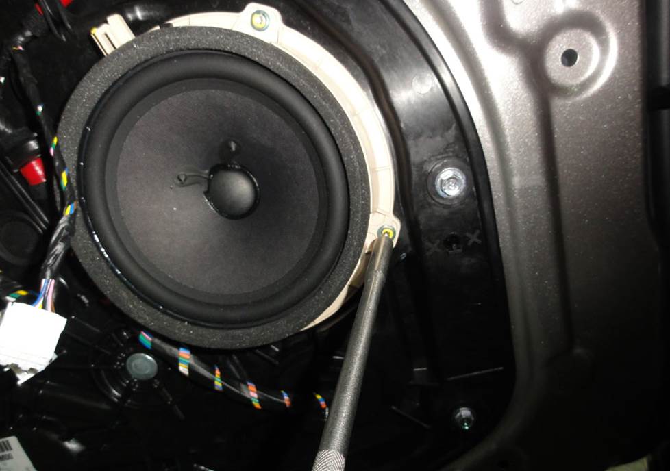 hyundai elantra sedan front door speaker removal