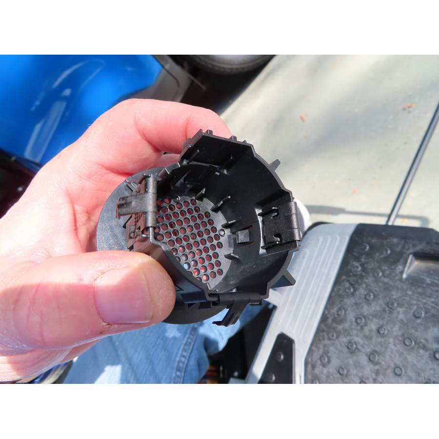 2021 Ford Escape Dash speaker removed