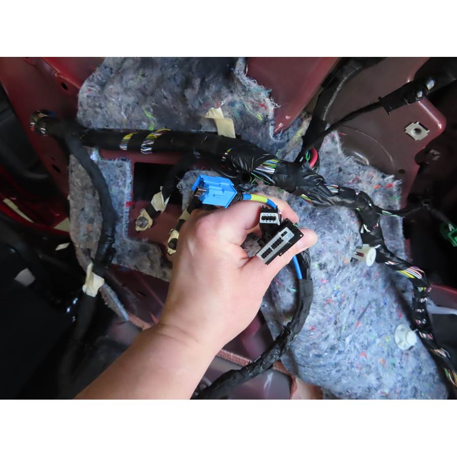 2020 Ford Escape Factory amp wiring