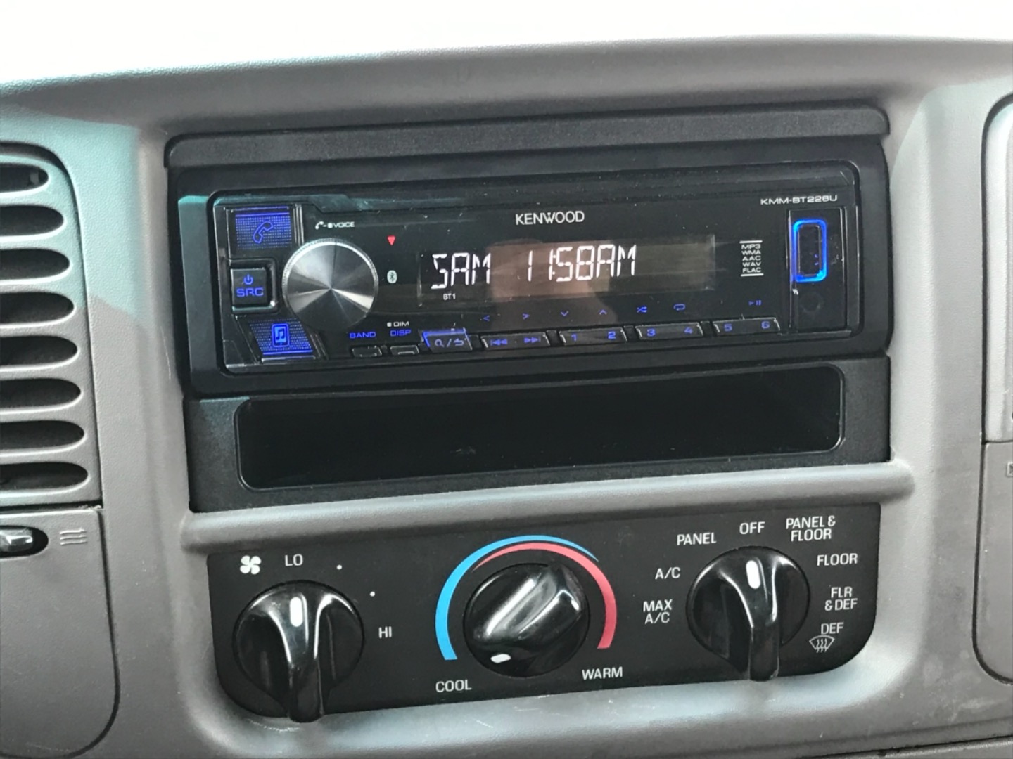 Customer Reviews Kenwood KMMBT228U Digital media receiver (does not