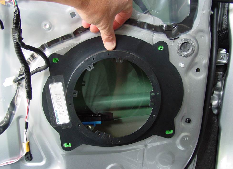 toyota sienna front door speaker bracket