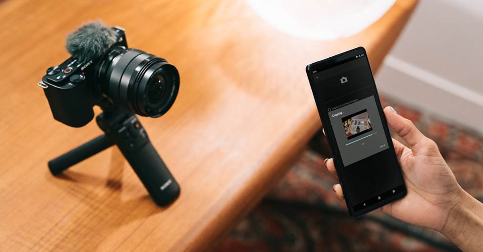 Sony Alpha ZV-E10 Vlog Camera Kit