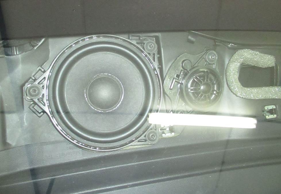 tesla model 3 center dash speaker