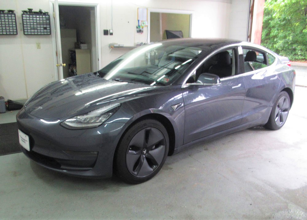 2020 Tesla Model 3, Tesla Model 3 Setting Up Garage Door Opener