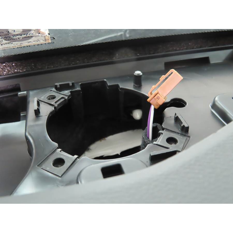 2024 Nissan Frontier Dash speaker removed