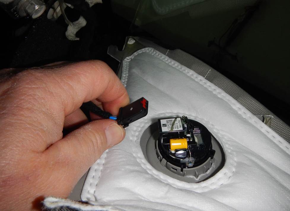 chevy trax pillar speakers