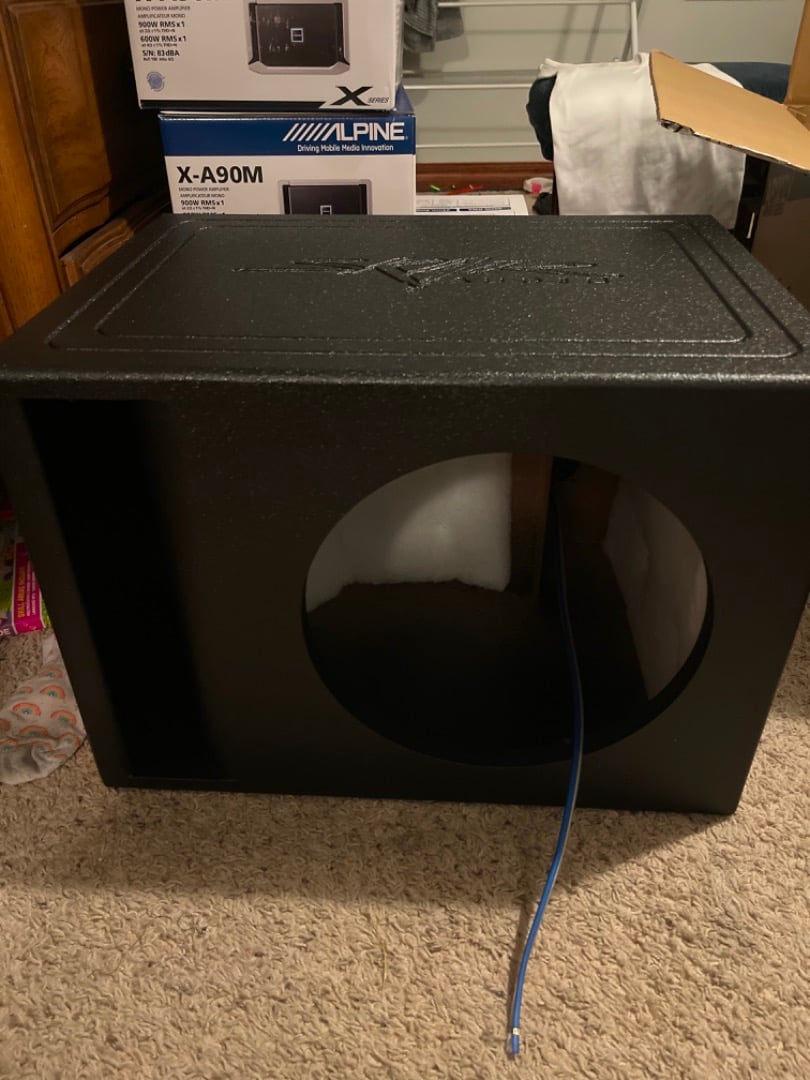 Customer Reviews Alpine XA90M XSeries mono subwoofer amplifier — 900 watts RMS at 2 ohms at