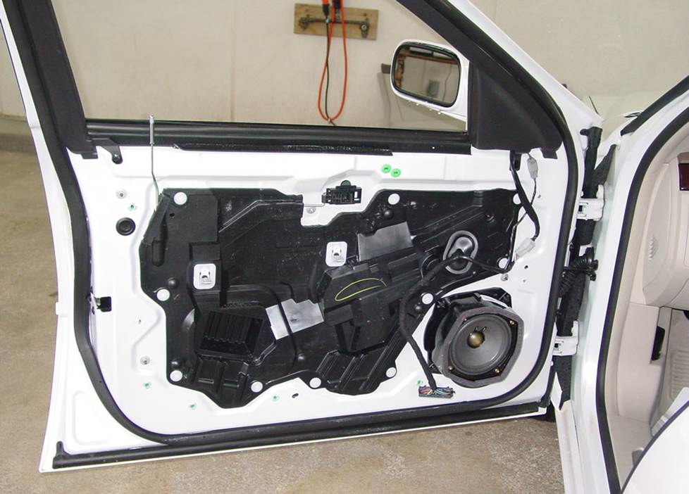 cadillac dts front door bose speaker