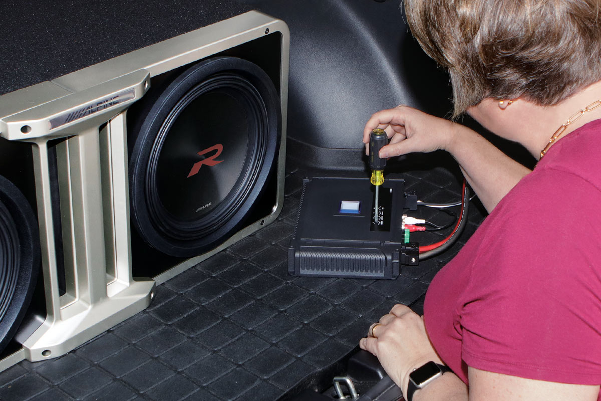 Can you hook up subwoofer to a factory radio 2022