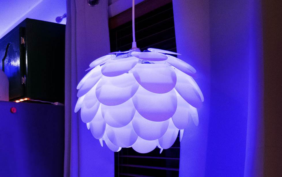 Colored smart bulb with white shade