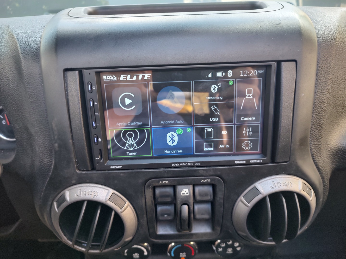 Customer Reviews: Boss BE7ACP-C Package Includes BE7ACP digital multimedia  receiver and backup camera (does not play DVDs or CDs) at Crutchfield
