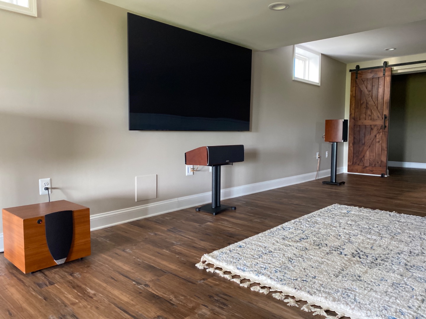 Inspiring Center Channel Speaker Stand Pictures