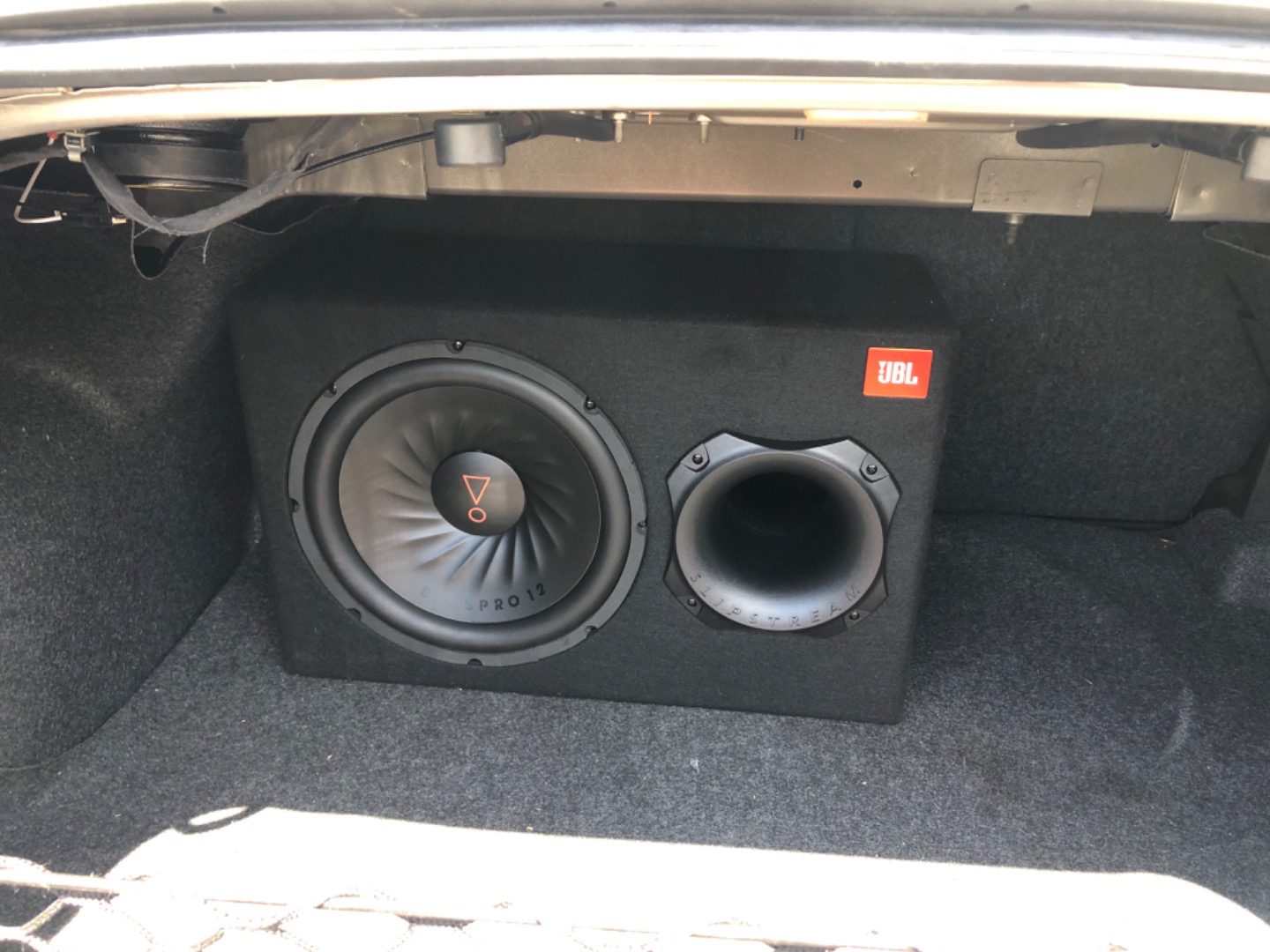 JBL SUBBP12AM Ported Powered Subwoofer w/ 12 Sub and 150-Watt Amp