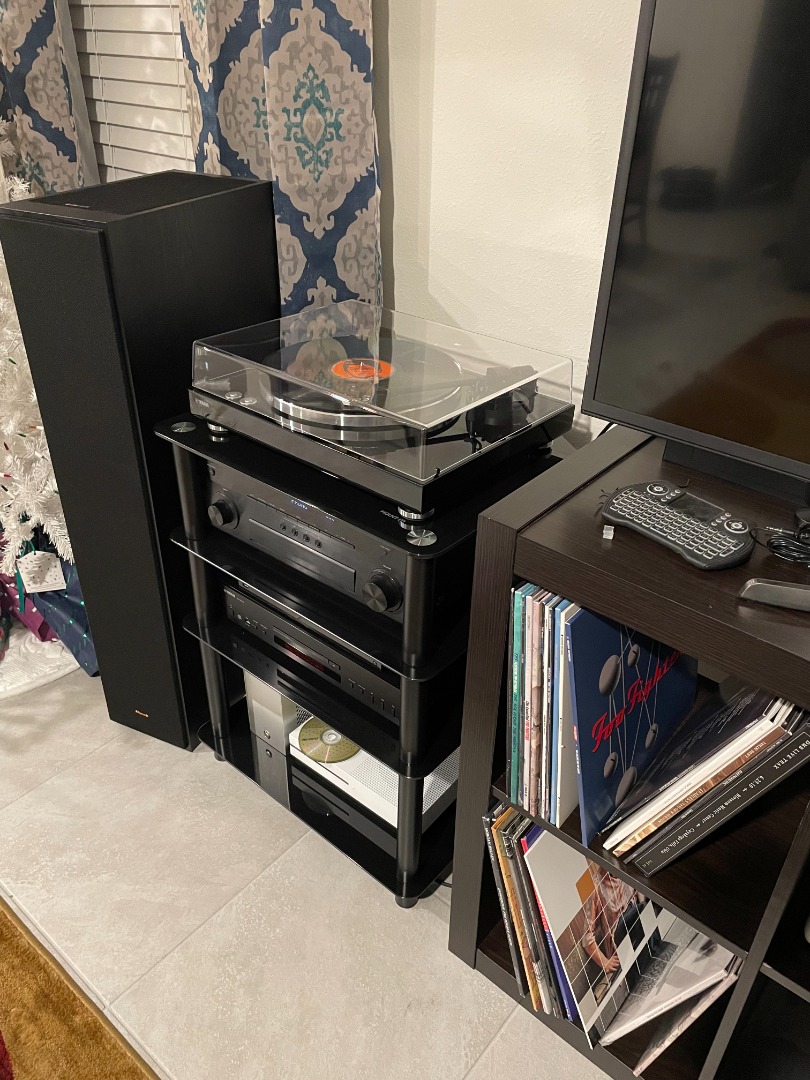 Customer Reviews Yamaha TTS303 Manual beltdrive turntable with built