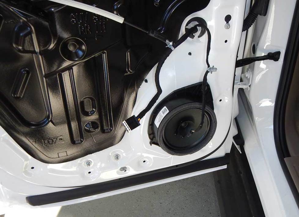 Chevy tahoe shop door speakers