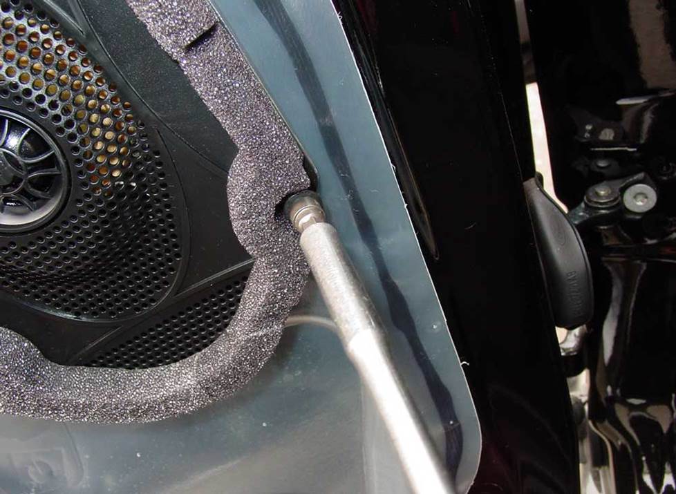 ford focus speaker removal