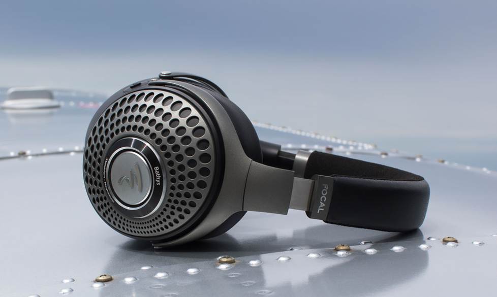 Photo of the Focal Bathys headphones.