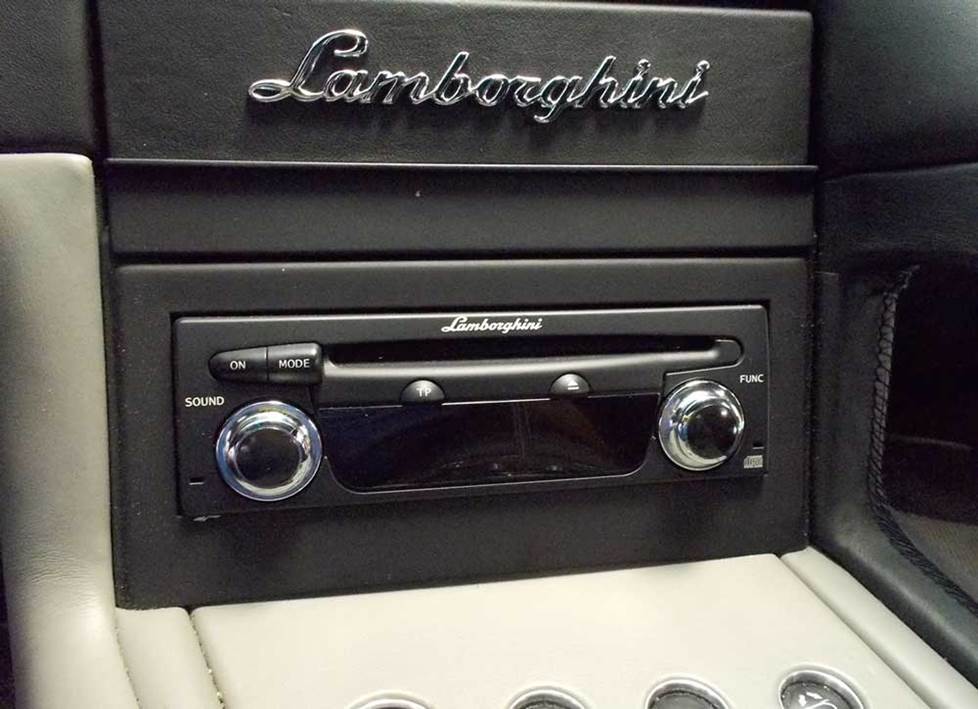 Lamborghini Murcielago radio