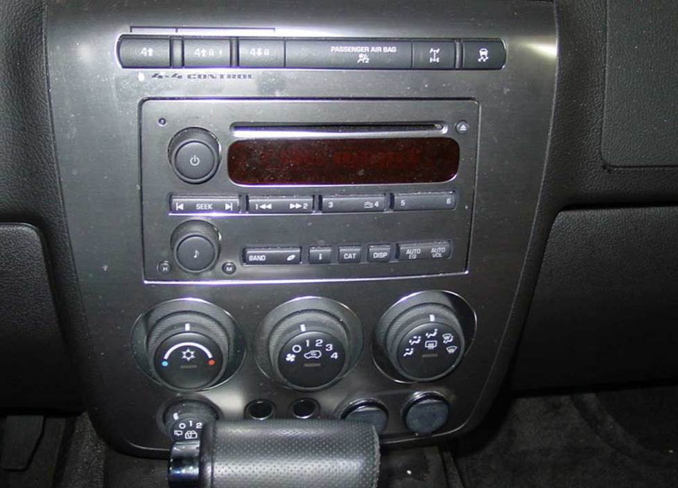 Hummer H3 radio