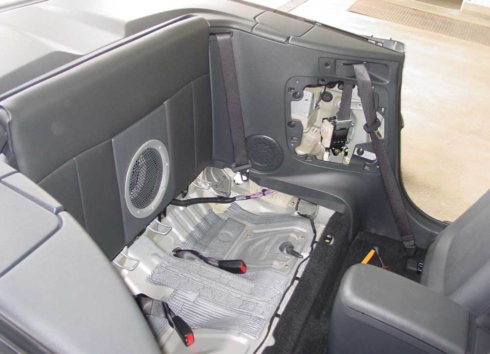 Mitsubishi eclipse subwoofer sales box