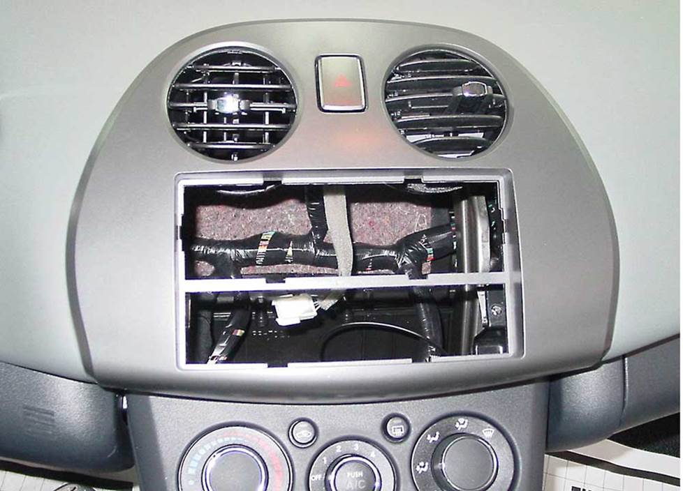 Metra 99-7010 dash kit for the Eclipse