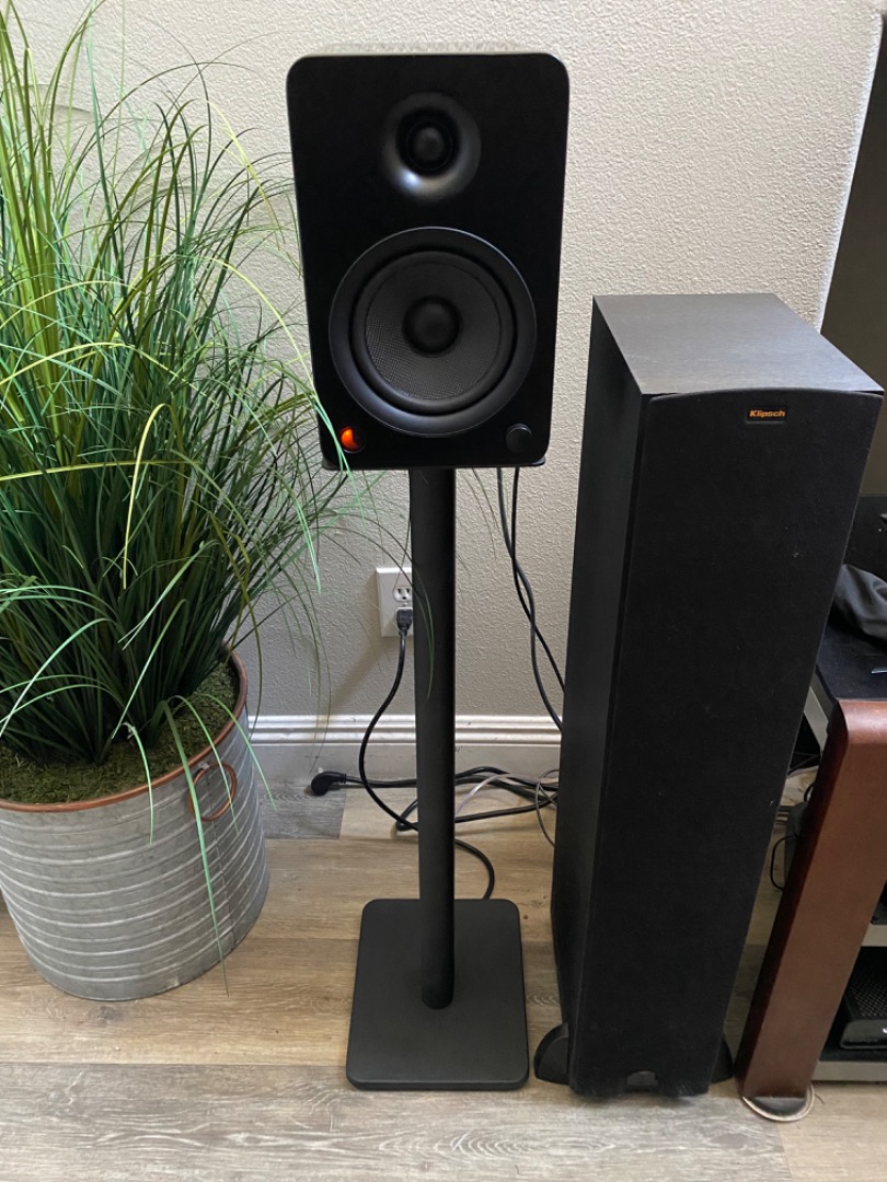 Customer Reviews Kanto SP32 (Black) 32" speaker stands at Crutchfield