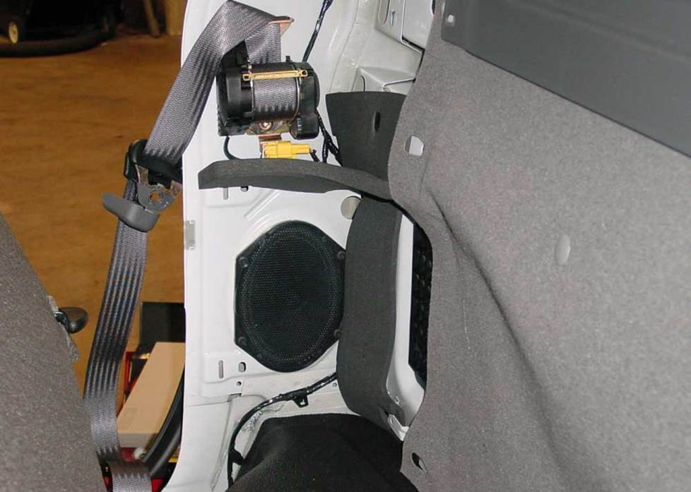 ford f-250 f-350 regular cab rear speaker