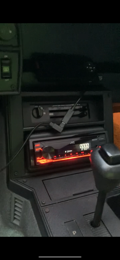 JVC KD-X280BT Single Din Bluetooth USB AUX AM/FM Radio Digital Media Car  Stereo In-Dash Receiver Bundle with Metra Radio Wiring Harness, Radio  Installation Dash Kit - Road Entertainment