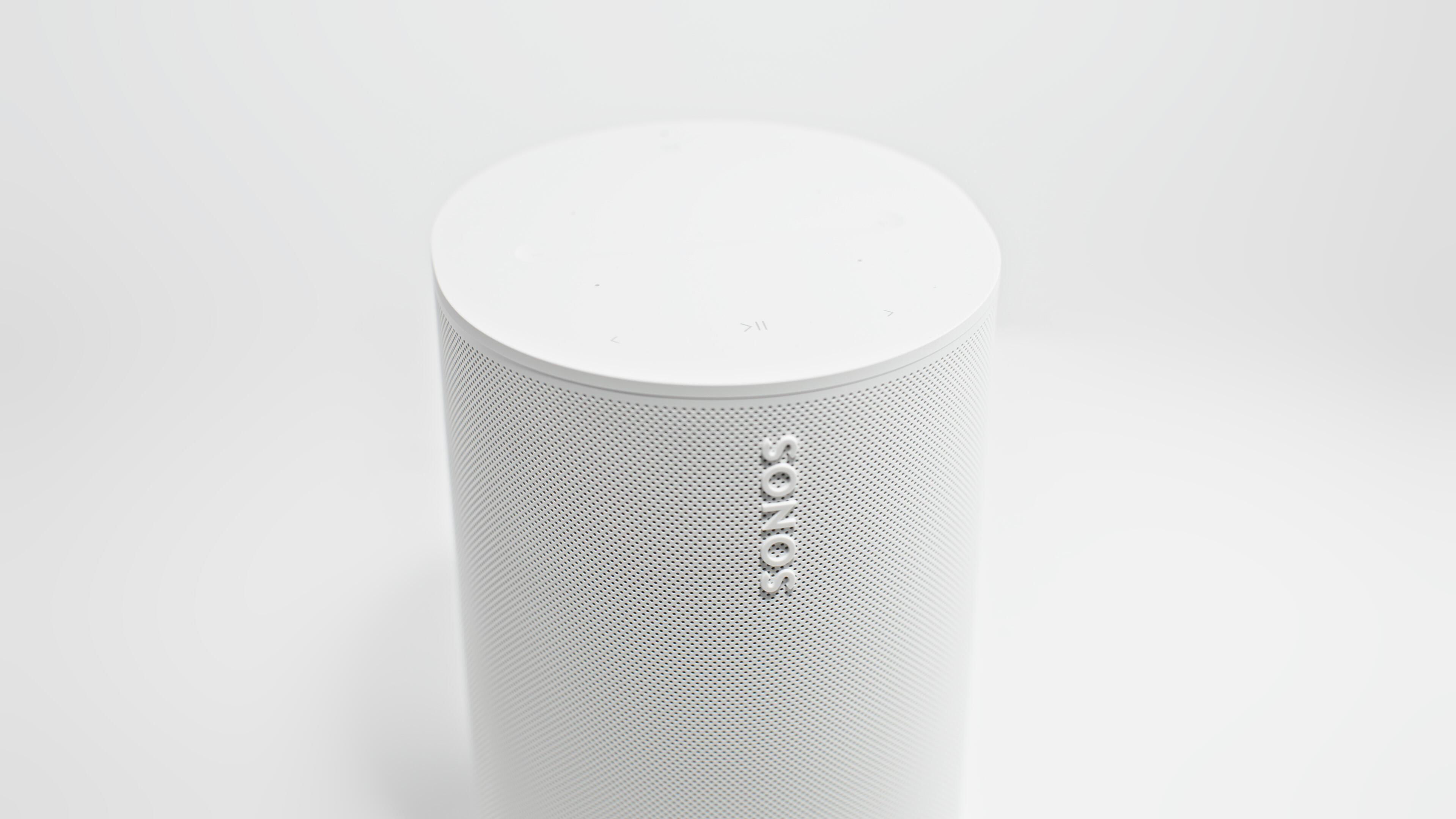 Sonos Era 100 (White) Wireless powered speaker with Wi-Fi®, Apple AirPlay®  2, and Bluetooth® at Crutchfield