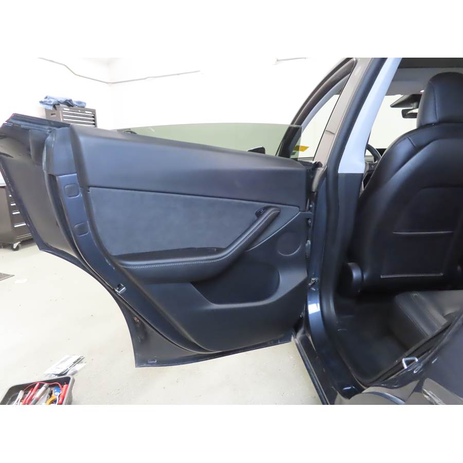 2020 Tesla Model Y Rear door speaker location