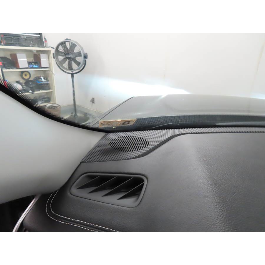 2022 Jeep Grand Cherokee Dash speaker location