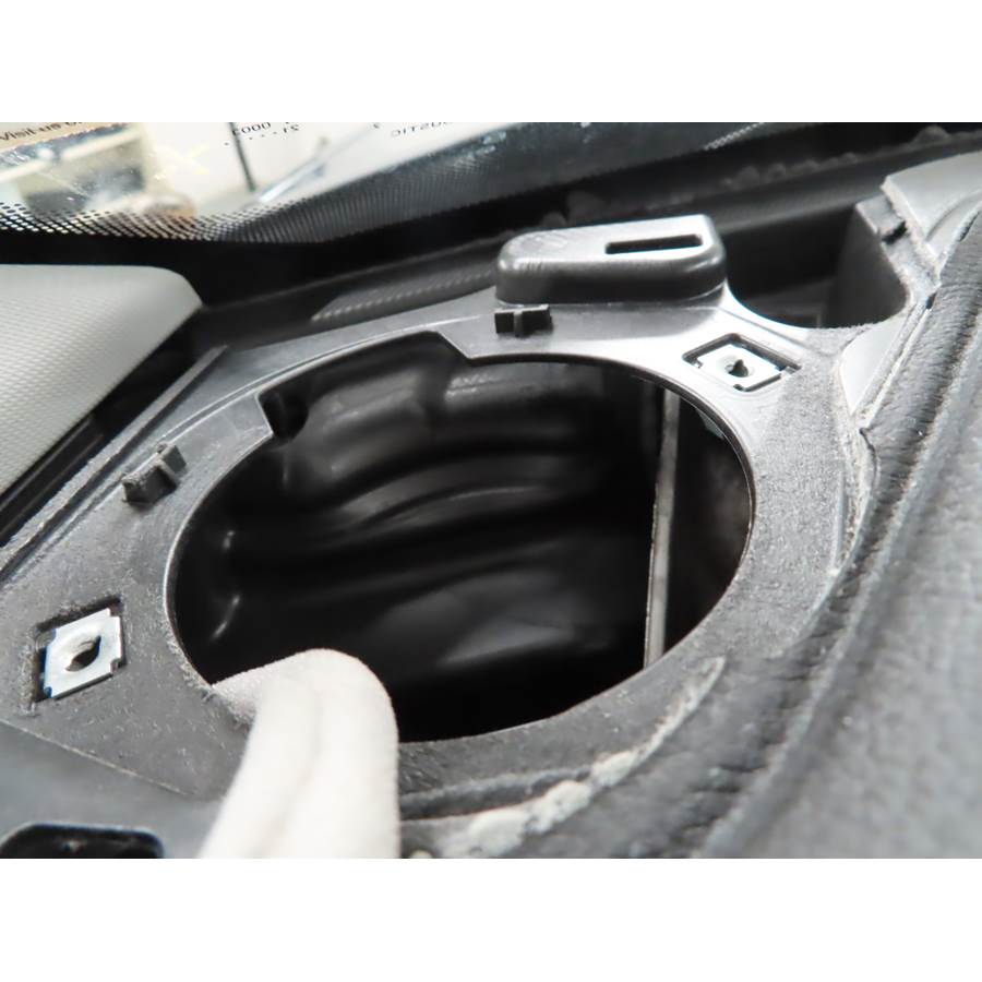 2022 Jeep Grand Cherokee Dash speaker removed