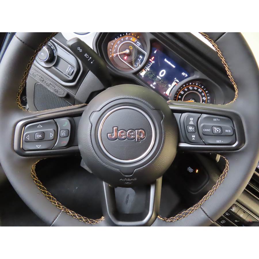 2024 Jeep Wrangler Unlimited Steering wheel audio controls