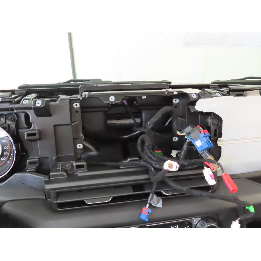 2025 Jeep Wrangler Unlimited Factory radio removed