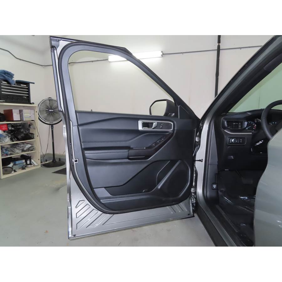 2020 Ford Explorer Front door speaker location