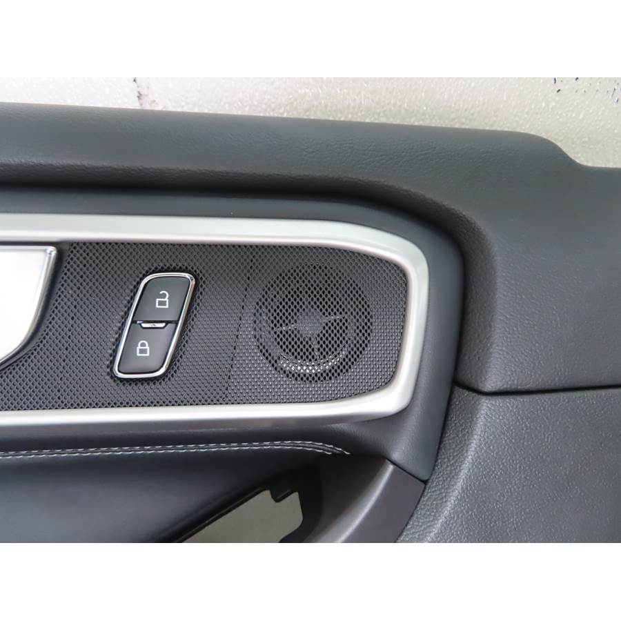 2020 Ford Explorer Front door tweeter location