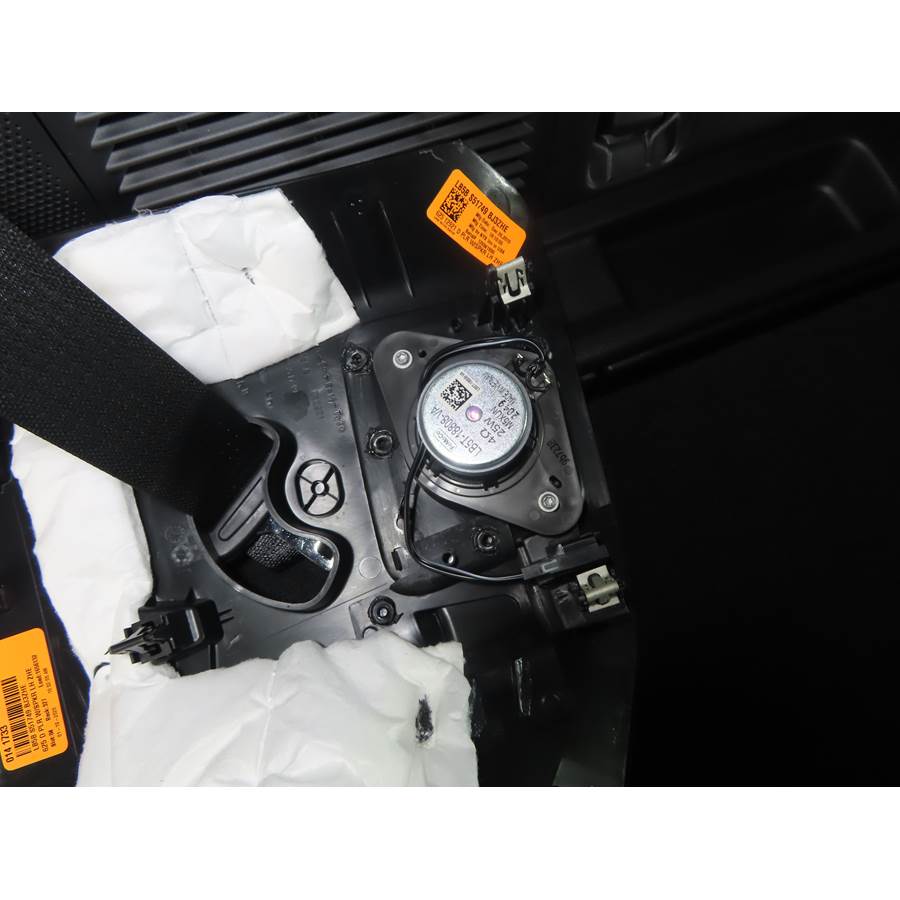 2021 Ford Explorer Rear pillar speaker