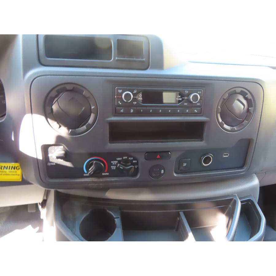 2022 Ford E Series Factory Radio