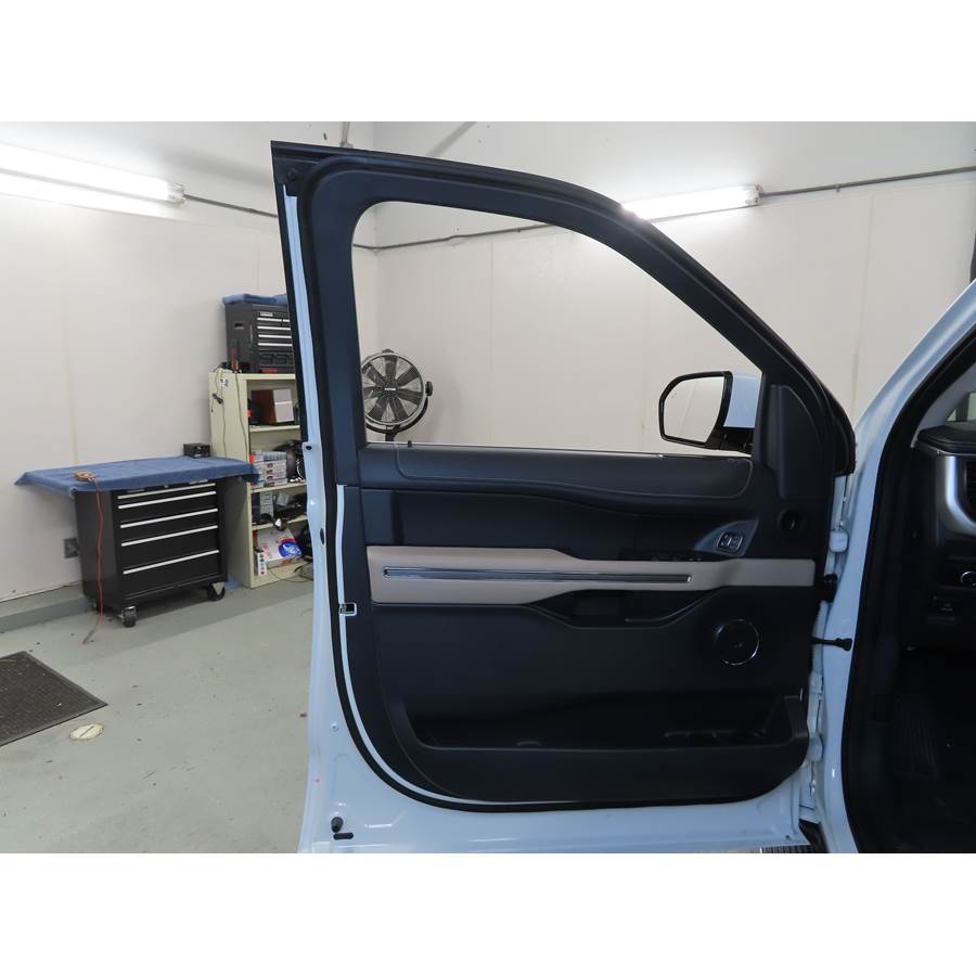 2024 Ford Expedition Front door speaker location