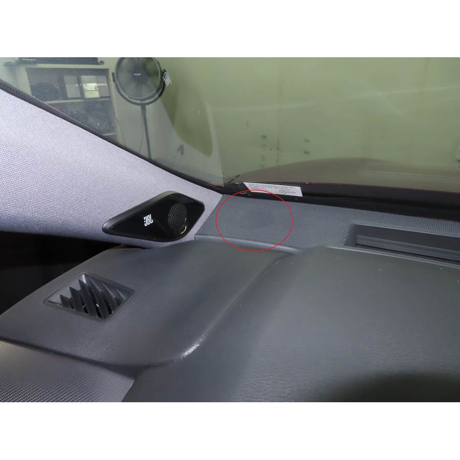 2019 Toyota Avalon Dash speaker location