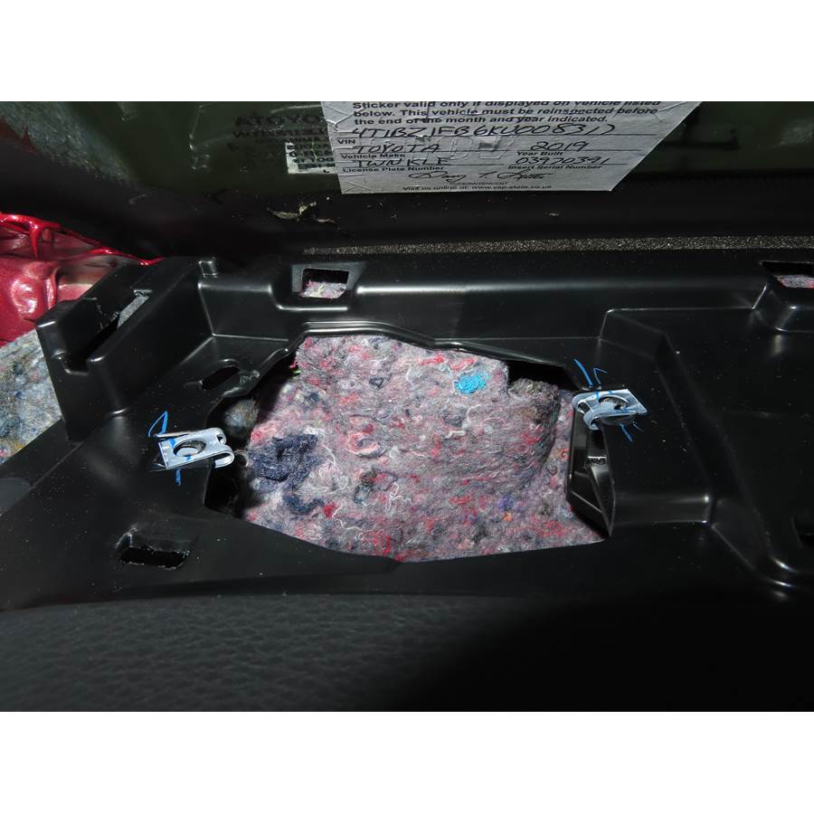 2021 Toyota Avalon Dash speaker removed