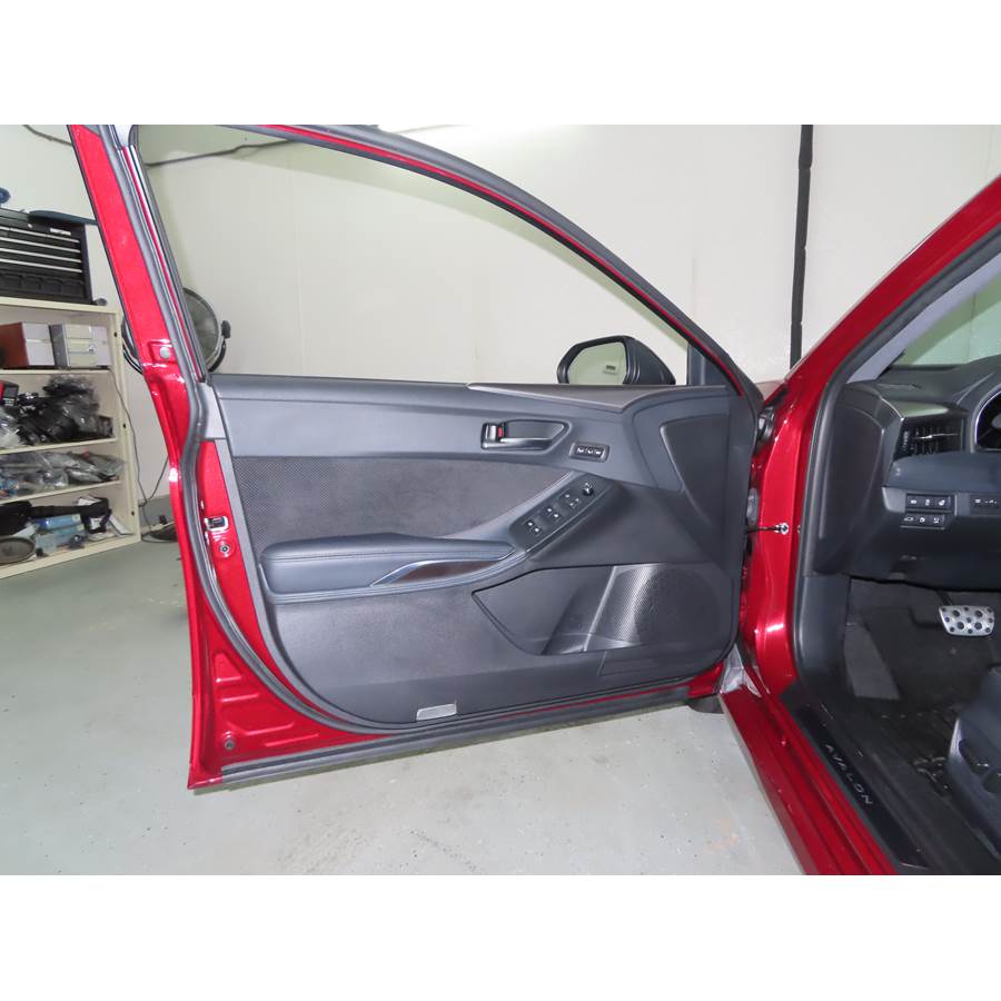 2021 Toyota Avalon Front door speaker location