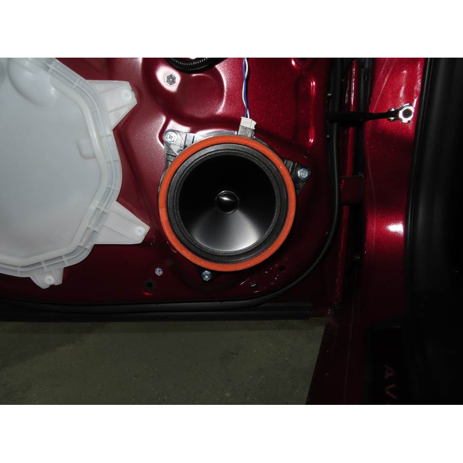2020 Toyota Avalon Rear door woofer
