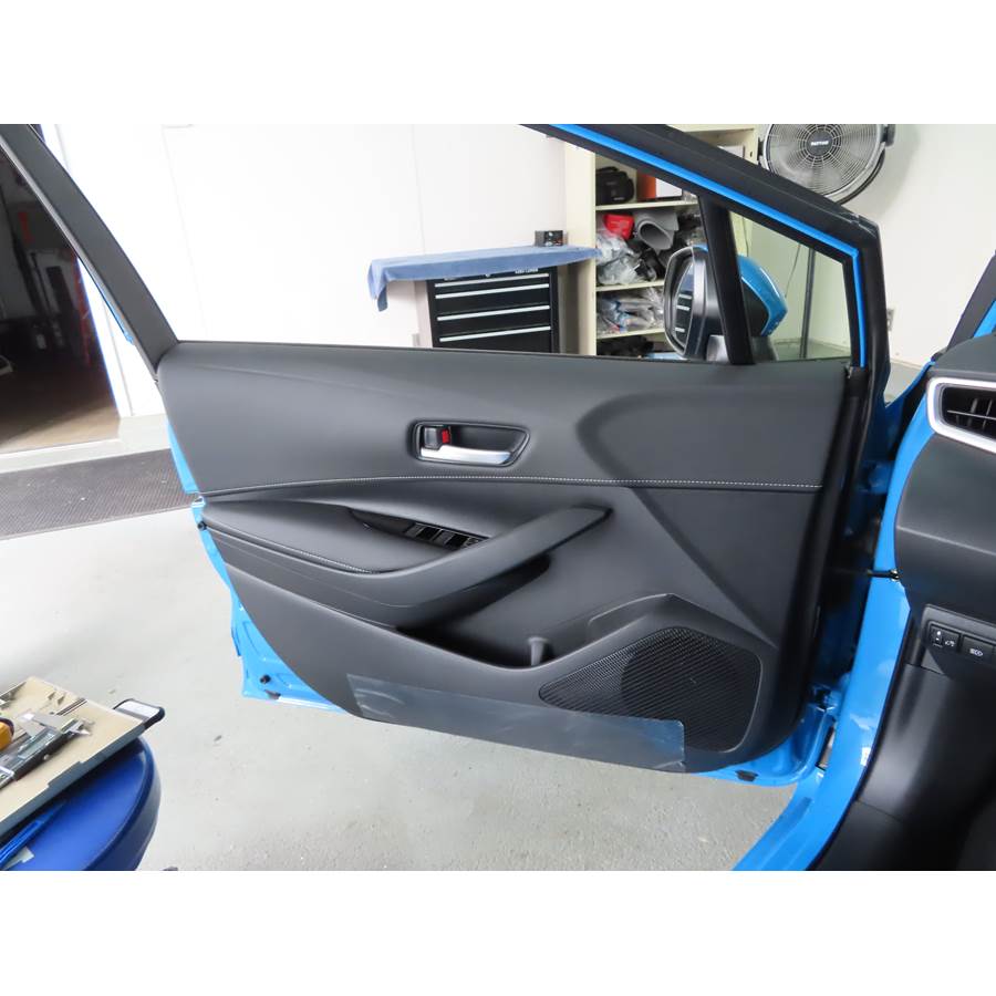 2019 Toyota Corolla Front door speaker location